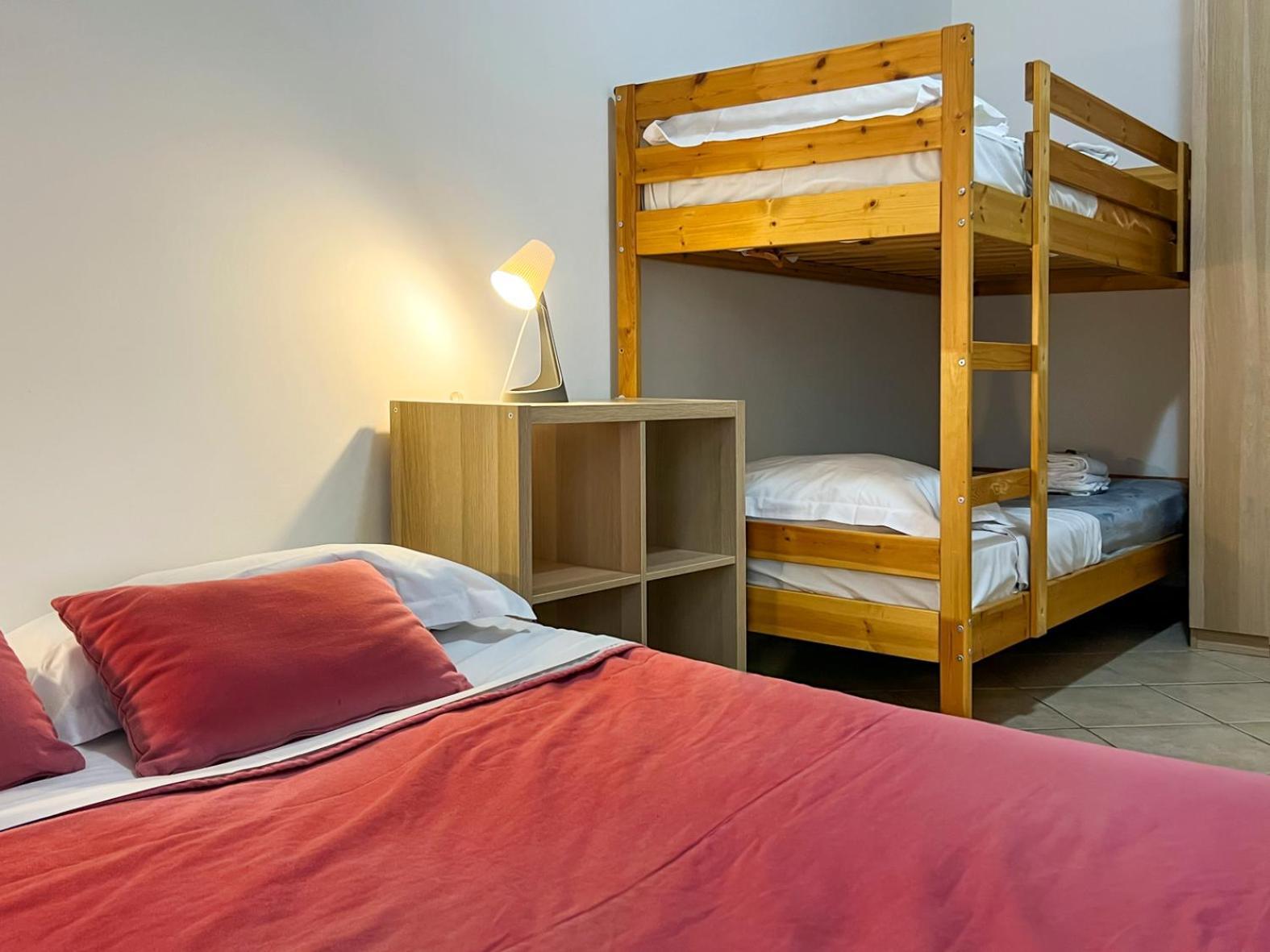 Spacious Apartment Near St Peter'S Church Рим Экстерьер фото